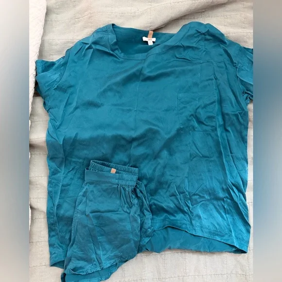 LUNYA Washable Silk Tee Short Set in piquant teal - Picture 4 of 4